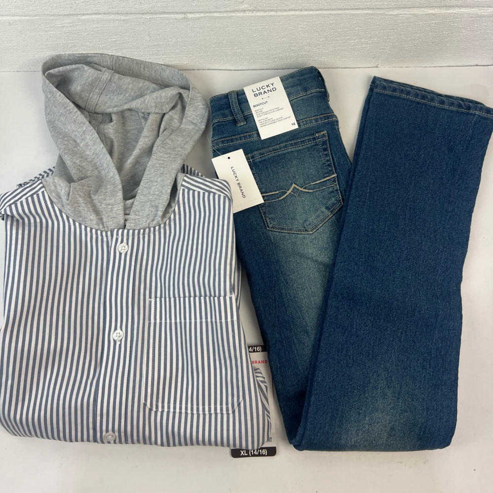 Lucky Brand Jeans & Hooded Woven Shirt